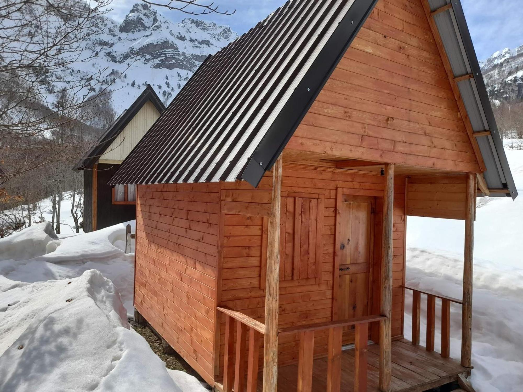 Chalet Bujtina Diti Tropoje